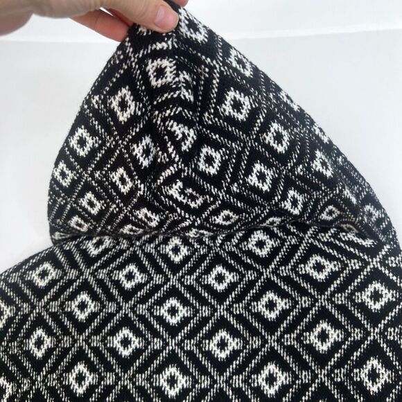 Kaisely Black White Southwestern Hooded Shawl Poncho Sweater Size Medium - Picture 8 of 11